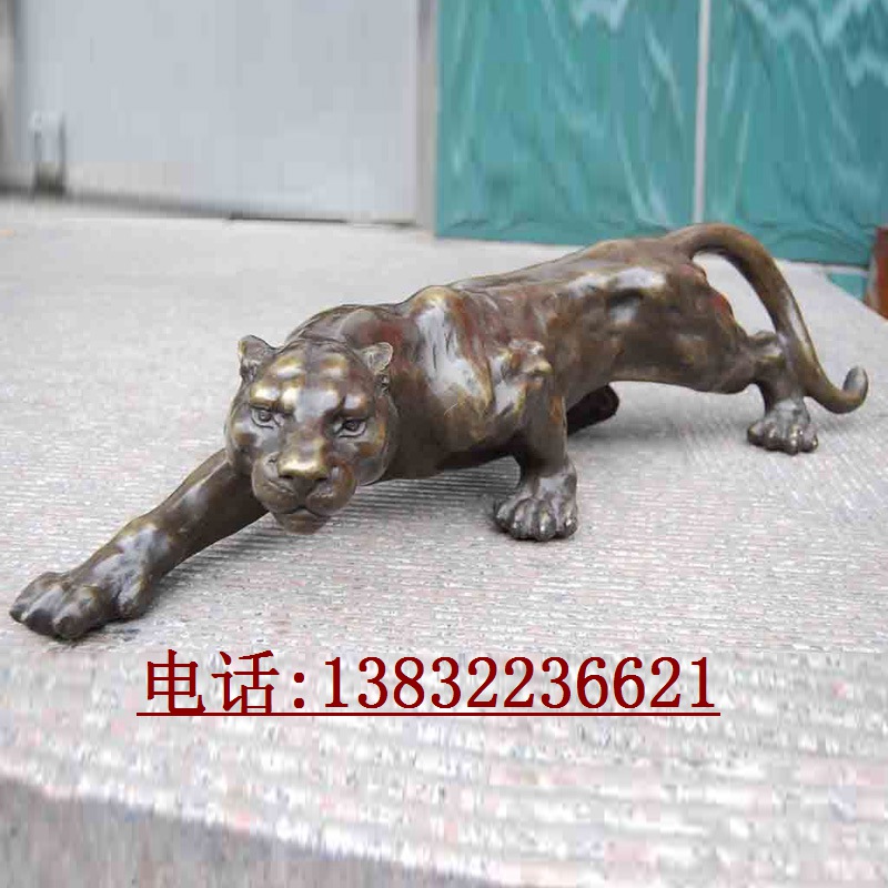 金属动物爬行猎豹不锈钢雕塑图片